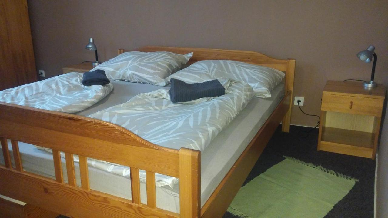 Penzion Lara Ceske Budejovice Exterior foto